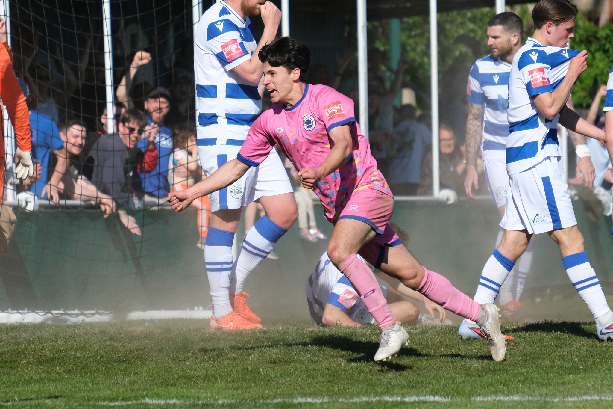 Walthamstow 3-2 Maldon & Tiptree
